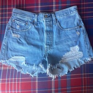 Levi’s shorts